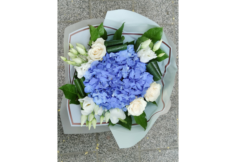 Buchet Mix Hortensia si Lisianthus BHR78