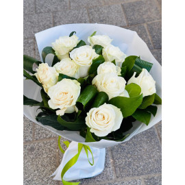 Buchet 11 Trandafiri Albi BR163