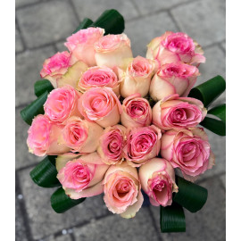 Buchet 19 Trandafiri Eleganti BR178